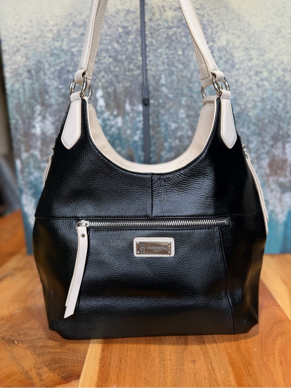 Sharif Satchels - Picture 3 of 15